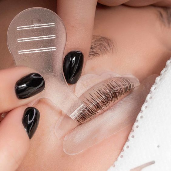 How to Do a Lash Lift Step by Step (Pro Guide) - DreamFlowerLashes®